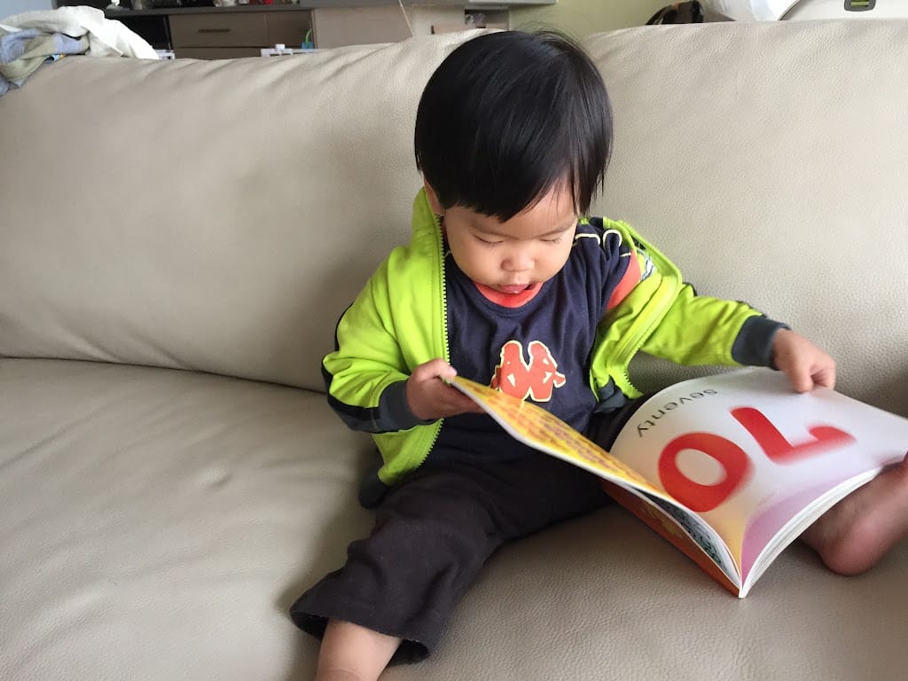 1Y9Ms Cedric loves to read