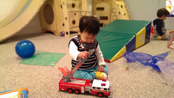 1Y3Ms Going to the drop off play group