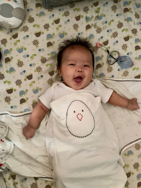 對著Baby Camera狂笑的妹妹